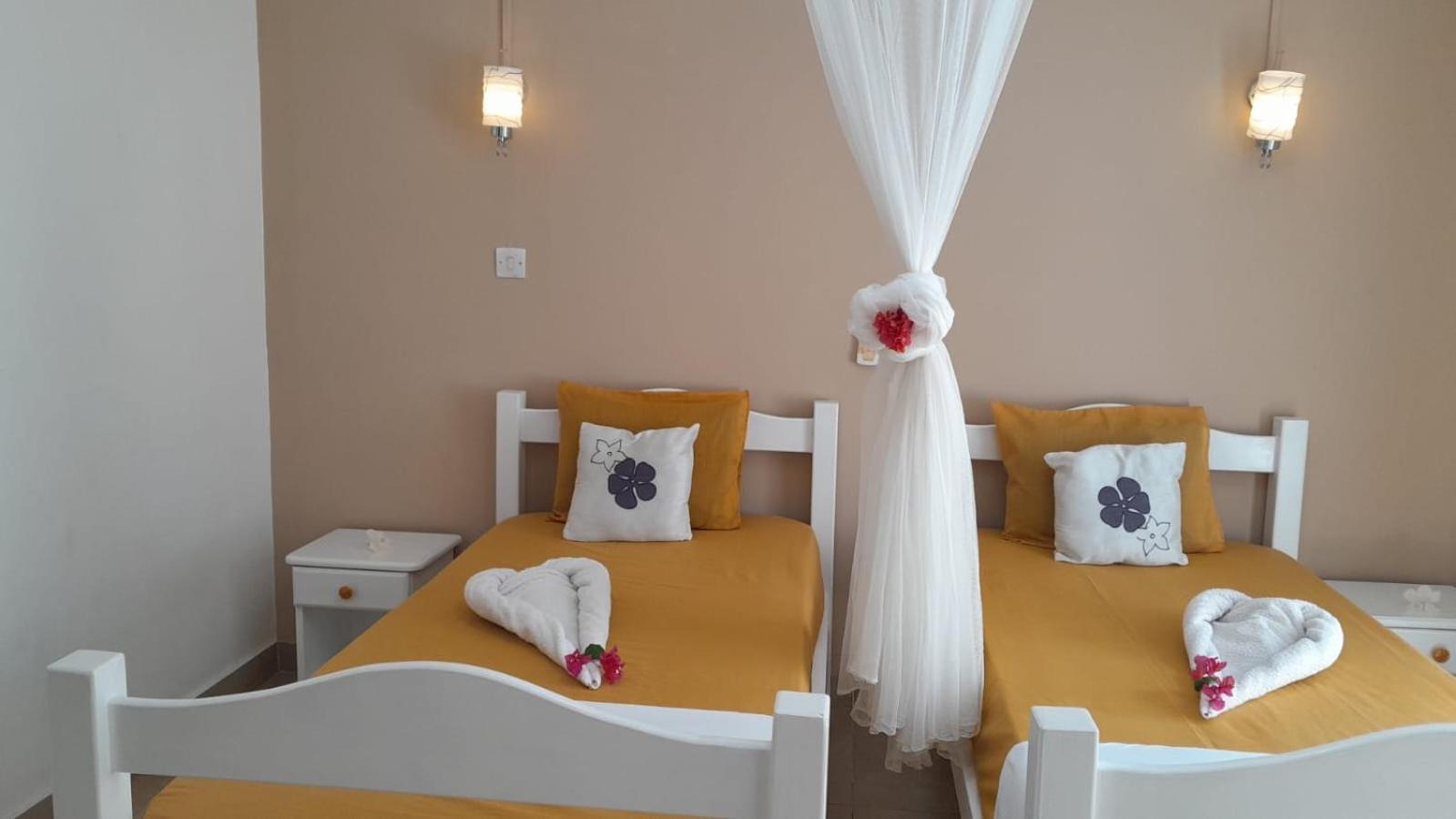 Jolie Villa Santa Avec Piscine 푸앵트 오 피망 외부 사진